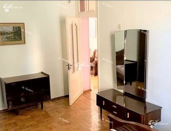 4-bedroom/apartment-for-rent/Kievyan+St/Arabkir/Yerevan