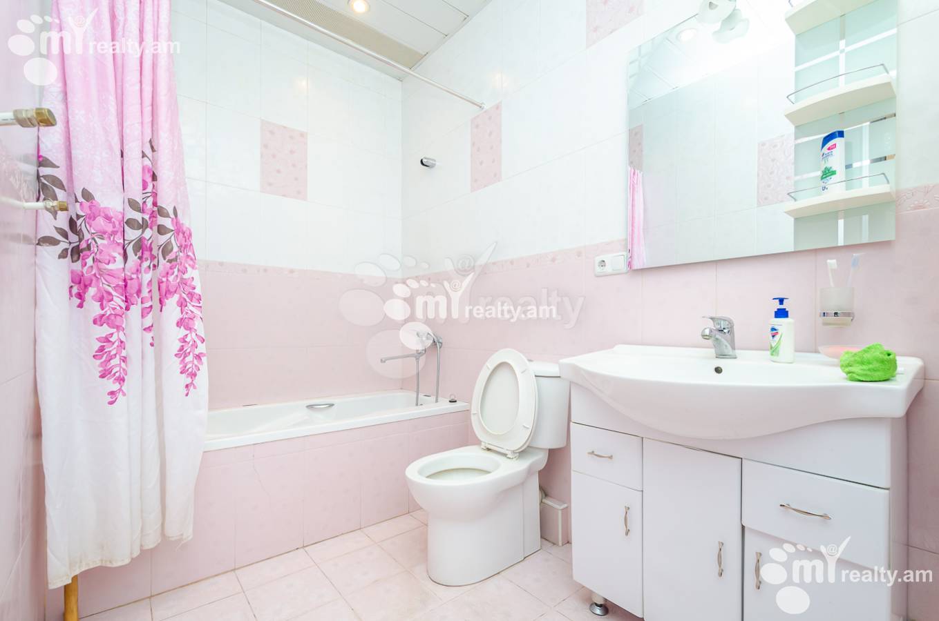 2 bedroom apartment for sale خیابان هین اِرِوانتسی, مرکز شهر ایروان, 152743