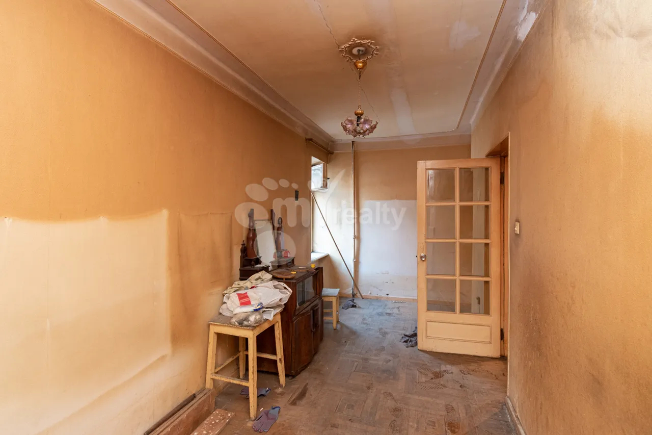 2 bedroom apartment for sale Mashtots Ave, Center Yerevan, 158627