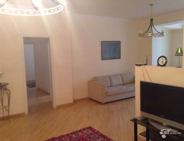 3-senyakanoc-bnakaran-vacharq-Yerevan-Center