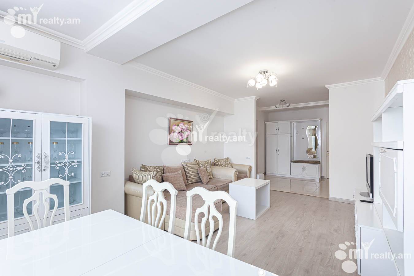 Снять 3 комнатную квартиру Маштоца пр, Центр Ереван, 153283