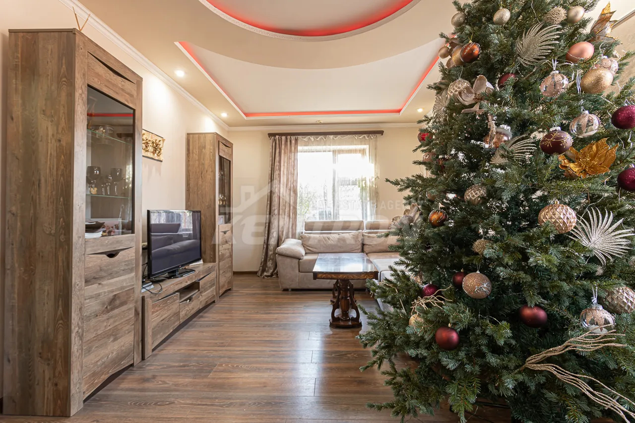 House for sale Paruyr Sevak dis. 1st street, Avan Yerevan, 158500