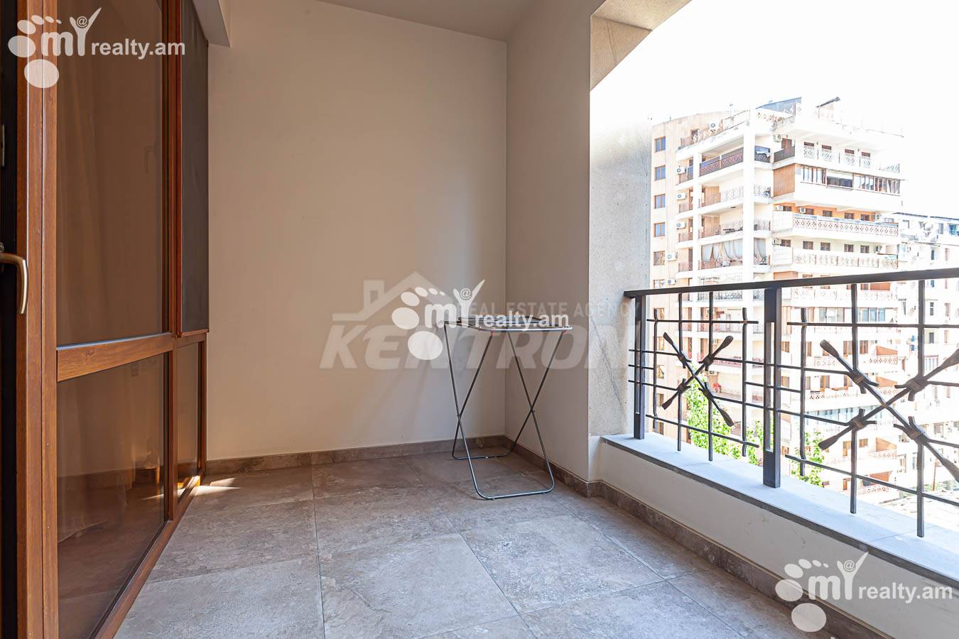3 bedroom apartment for rent Yekmalyan St, Center Yerevan, 153263