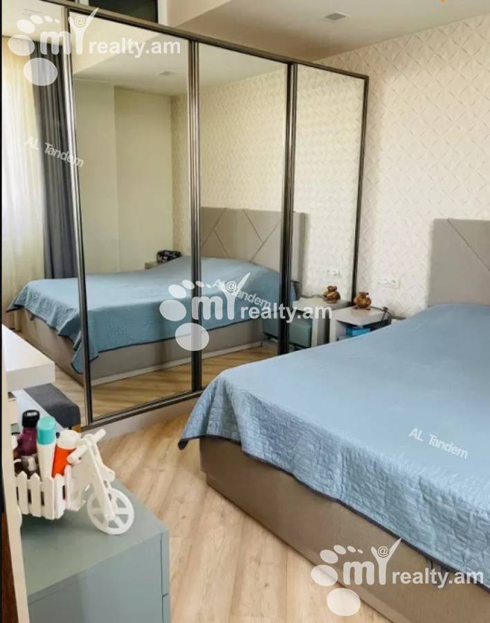 3 bedroom apartment for sale Fuchik St, Adshapnjak Yerevan, 125851