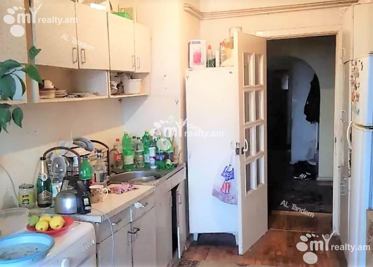 3 սենյականոց բնակարան  Վ.Փափազյան փող, Արաբկիր Երևան, 132743