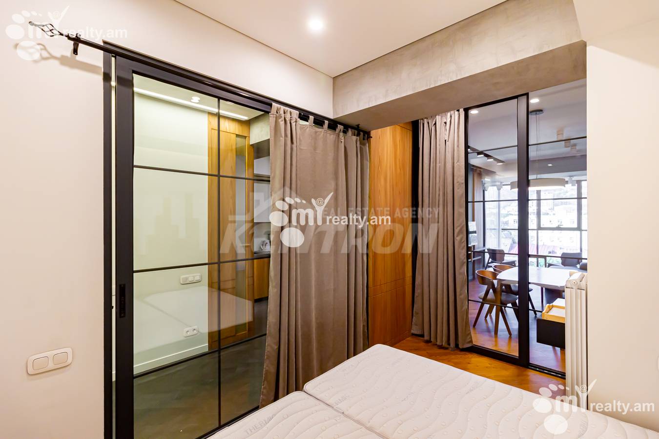 3 bedroom apartment for sale Nalbandyan St, Center Yerevan, 151864