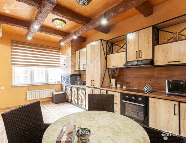 3-senyakanoc-bnakaran-vacharq-Yerevan-Center