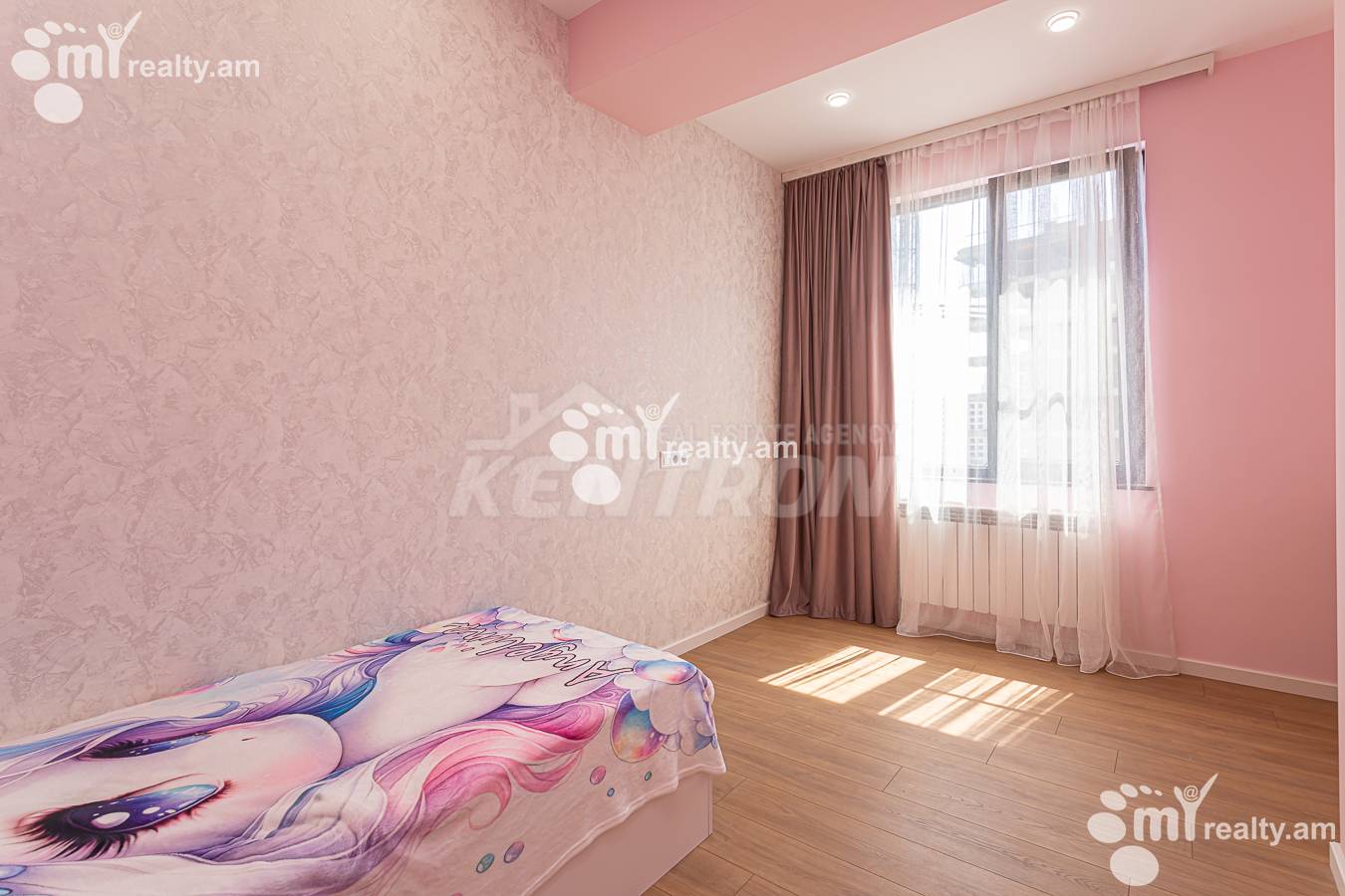 Купить 5 комнатную квартиру Адонц ул, Арабкир Ереван, 156522