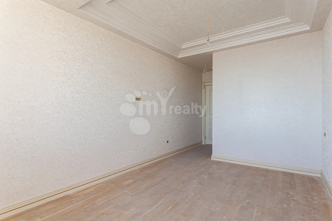 3 bedroom apartment for sale Hayrik Muradyan street, Arabkir Yerevan, 157400