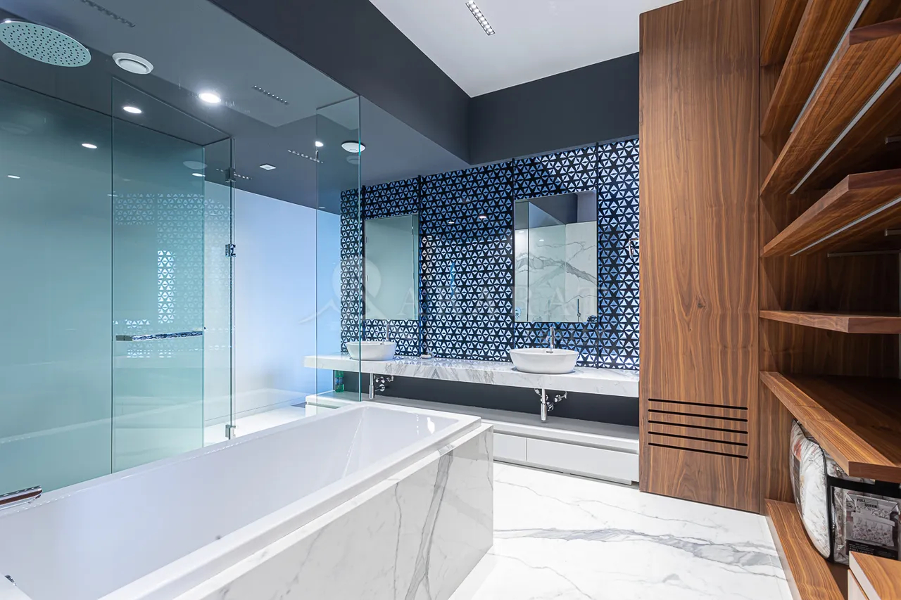 Купить 4 комнатную квартиру Пушкин ул, Центр Ереван, 157581