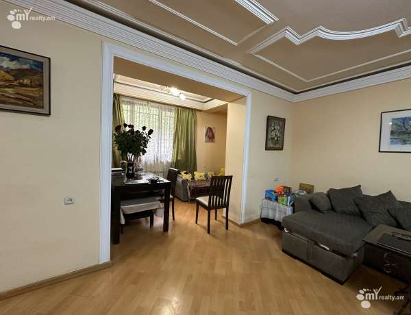 3-senyakanoc-bnakaran-vacharq-Yerevan-Arabkir