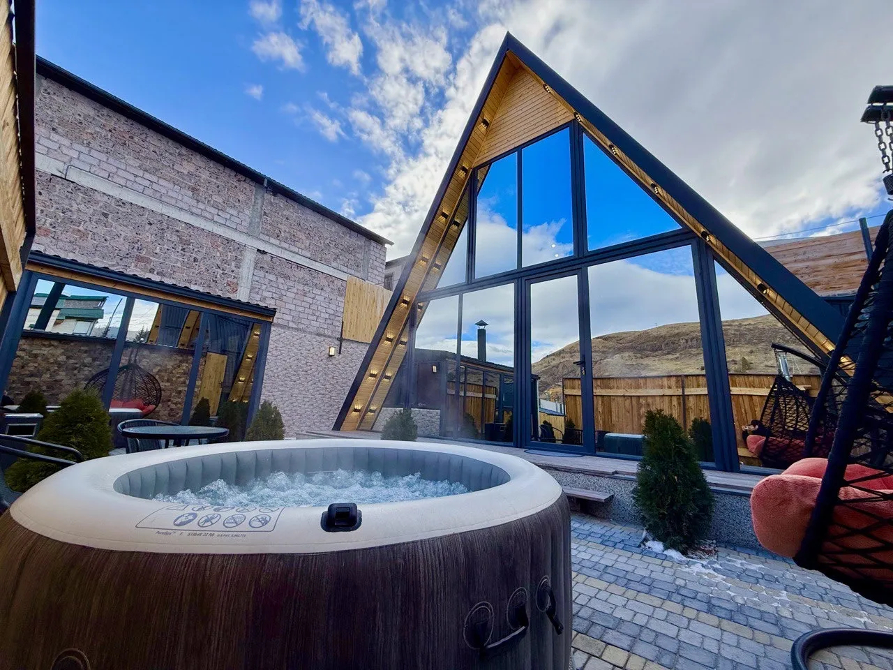 Купить коммерческoе помещение , акадор Котайк, 159464