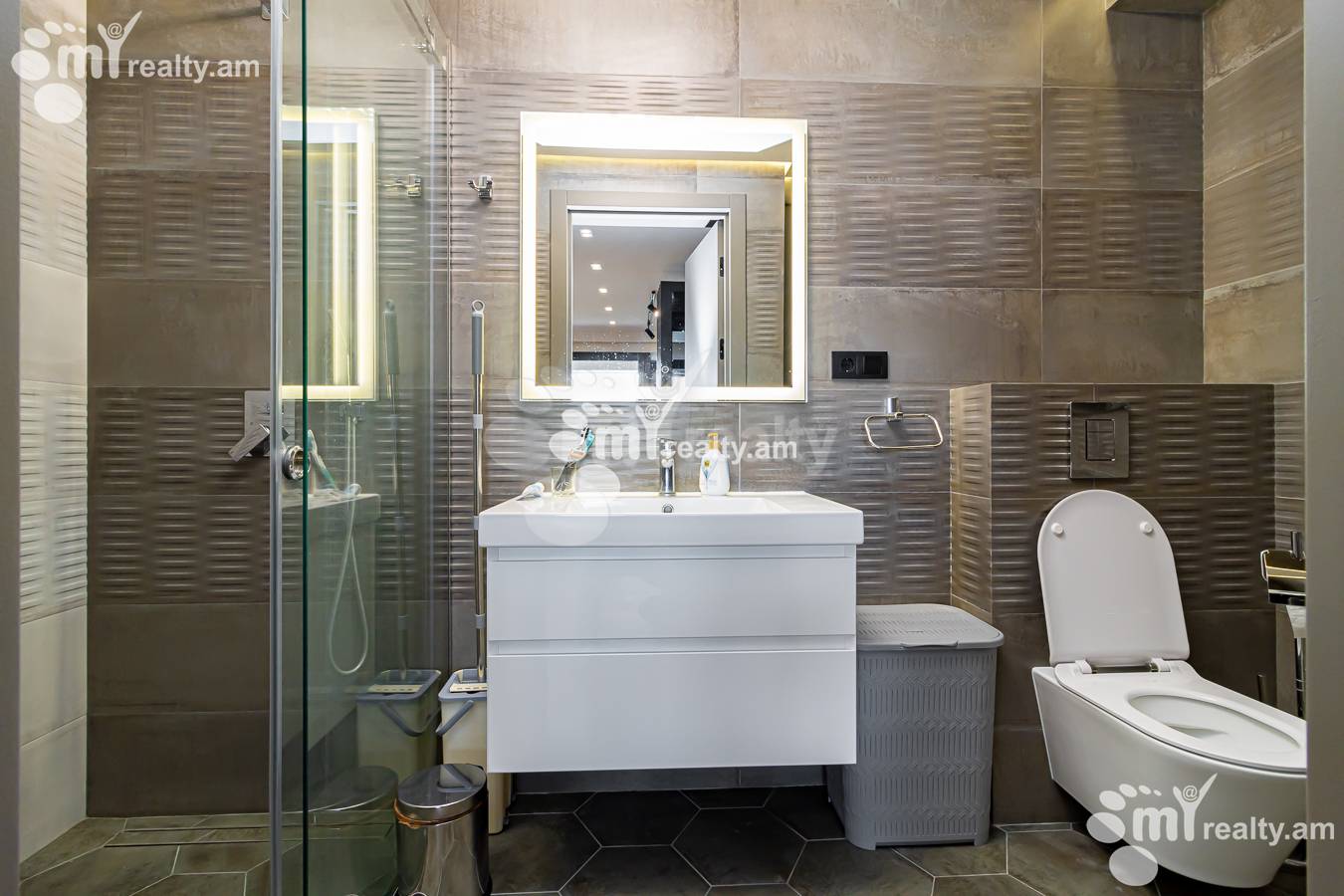 2 bedroom apartment for sale Israelyan St, Center Yerevan, 149148