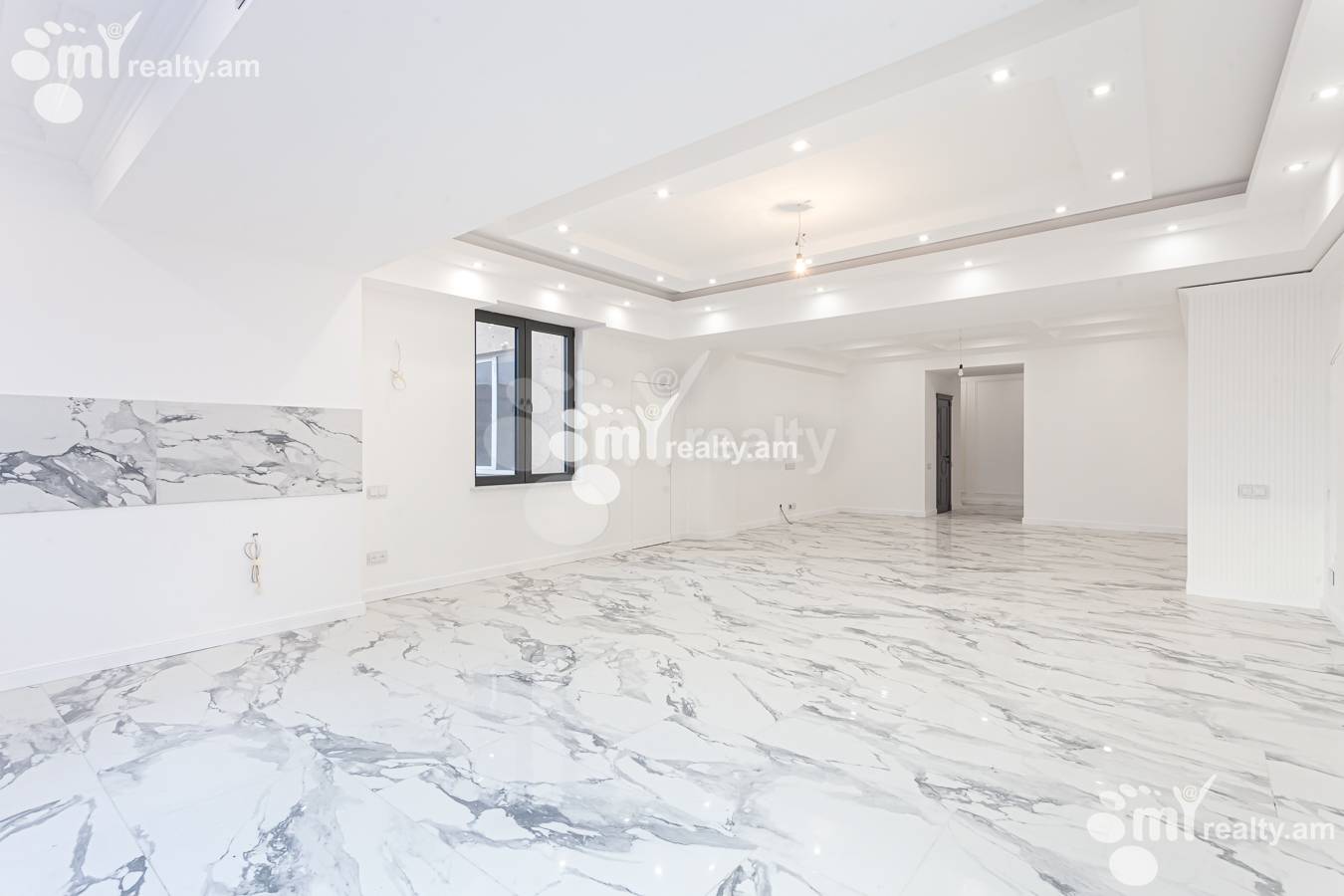 3 սենյականոց բնակարան  Պուշկինի փող, Կենտրոն Երևան, 154451