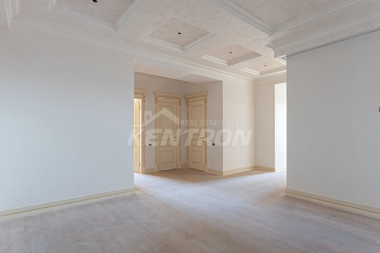 3 bedroom apartment for sale Hayrik Muradyan street, عربگیر ایروان, 157398