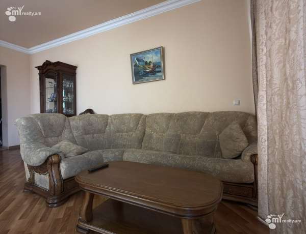 3-senyakanoc-bnakaran-vacharq-Yerevan-Arabkir