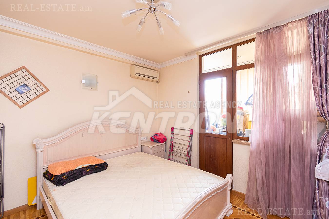3 bedroom apartment for sale Vardanants St, Center Yerevan, 134658