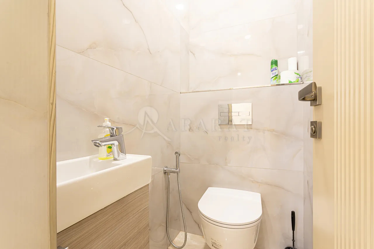 Commercial property for rent Mashtots Ave, Center Yerevan, 158866