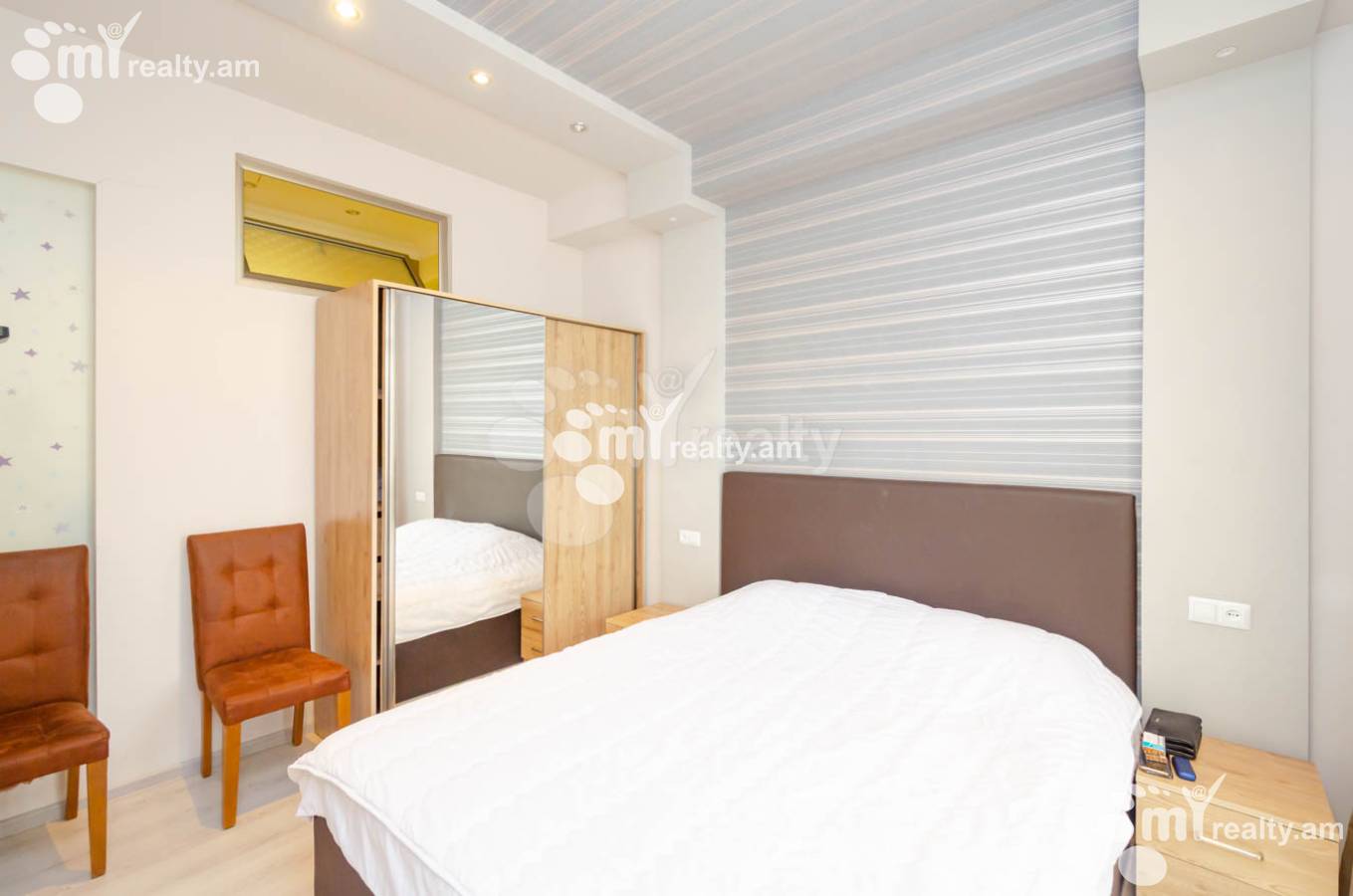 3 սենյականոց բնակարան  Ծիծեռնակաբերդի խճուղի, Կենտրոն Երևան, 139333