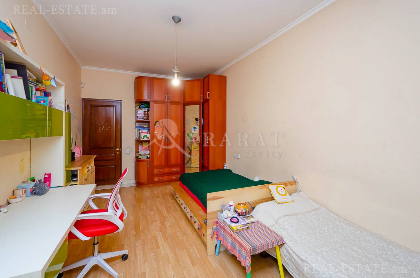 3 bedroom apartment for sale Pushkin St, Center Yerevan, 142489