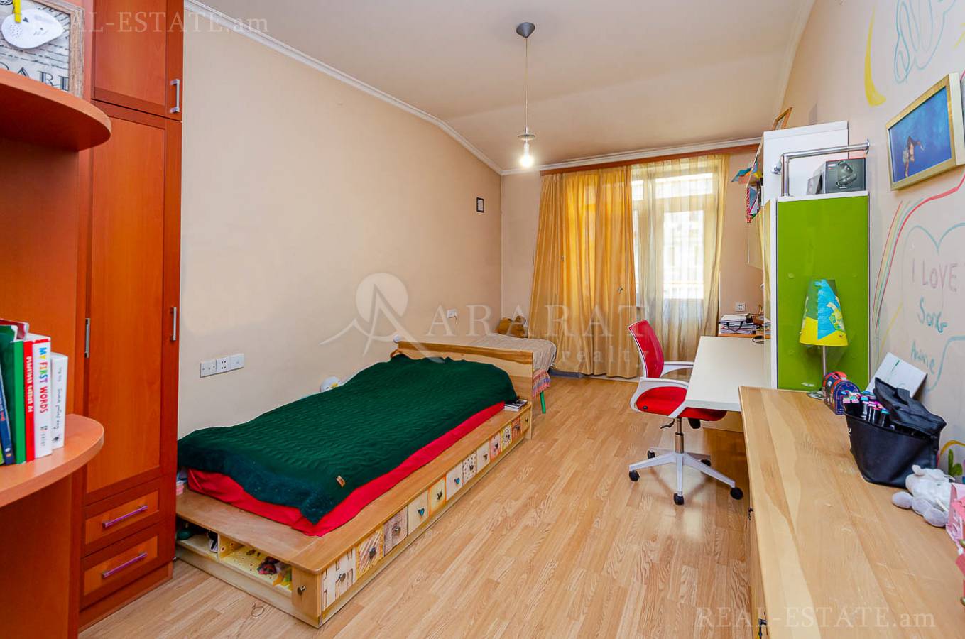 3 bedroom apartment for sale Pushkin St, Center Yerevan, 142489