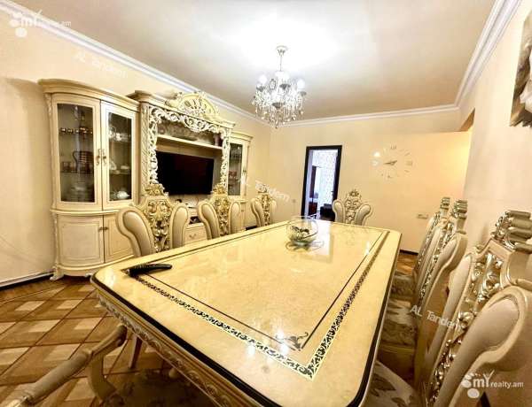 4-bedroom/apartment-for-rent/Abovyan+St/Center/Yerevan