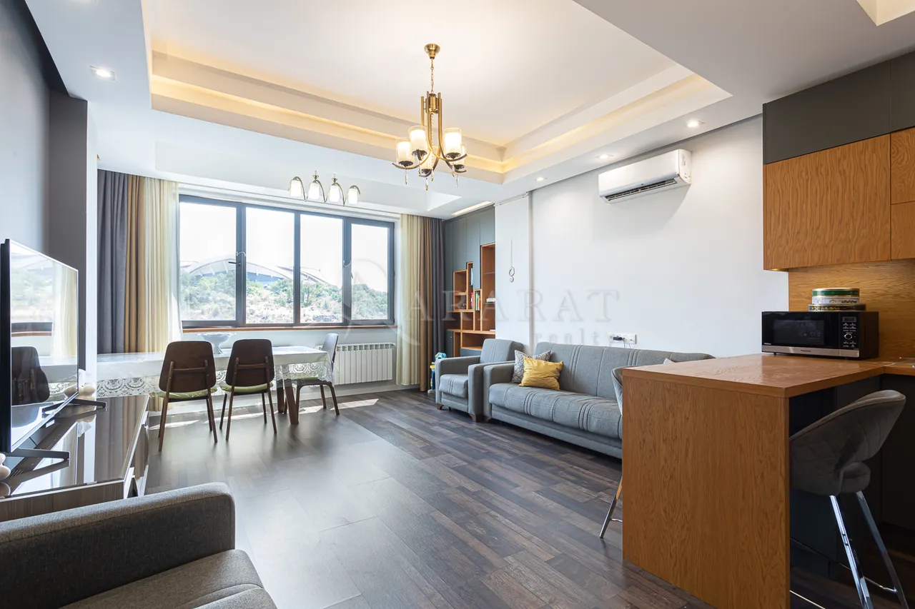 4 bedroom apartment for sale خیابان کیِفیان, عربگیر ایروان, 157369