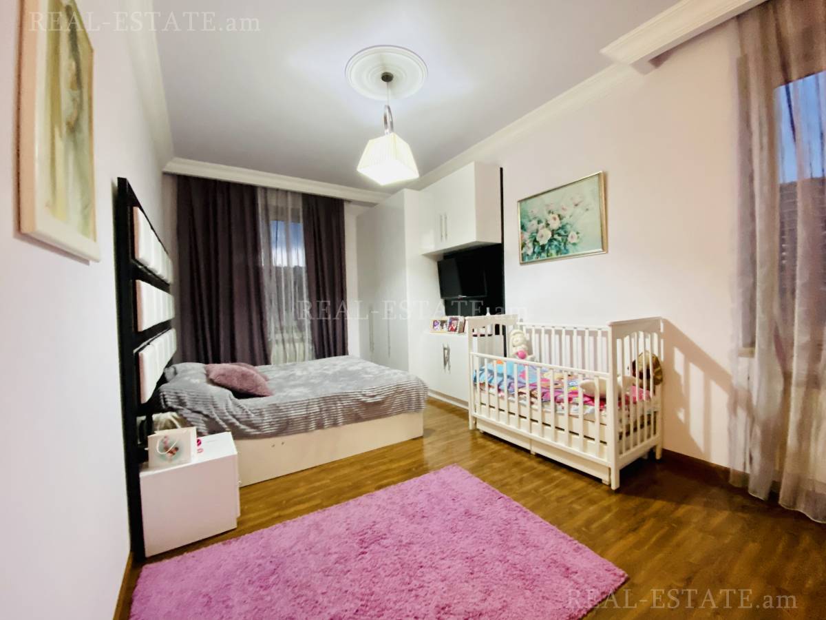 4 bedroom apartment for sale Leningradyan st., Malatja-Sebastja Yerevan, 140272