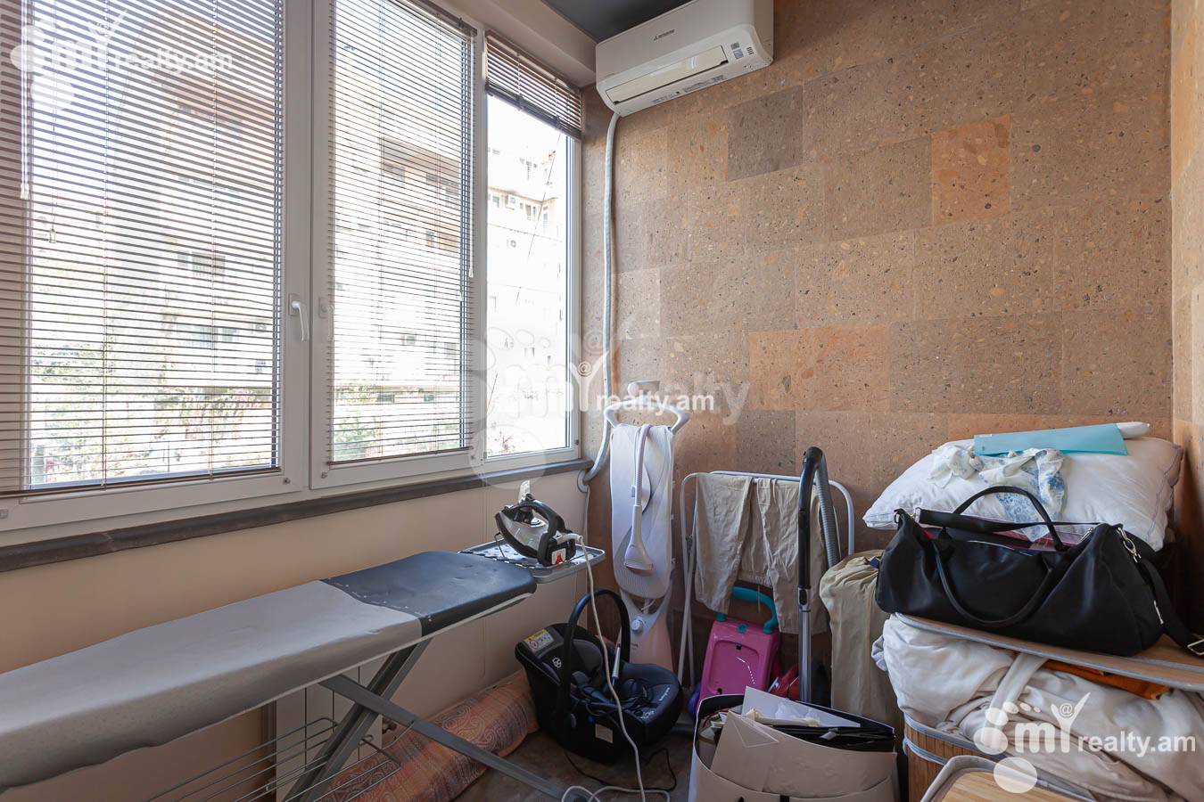 4 bedroom apartment for sale خیابان آنتارایین, مرکز شهر ایروان, 153628