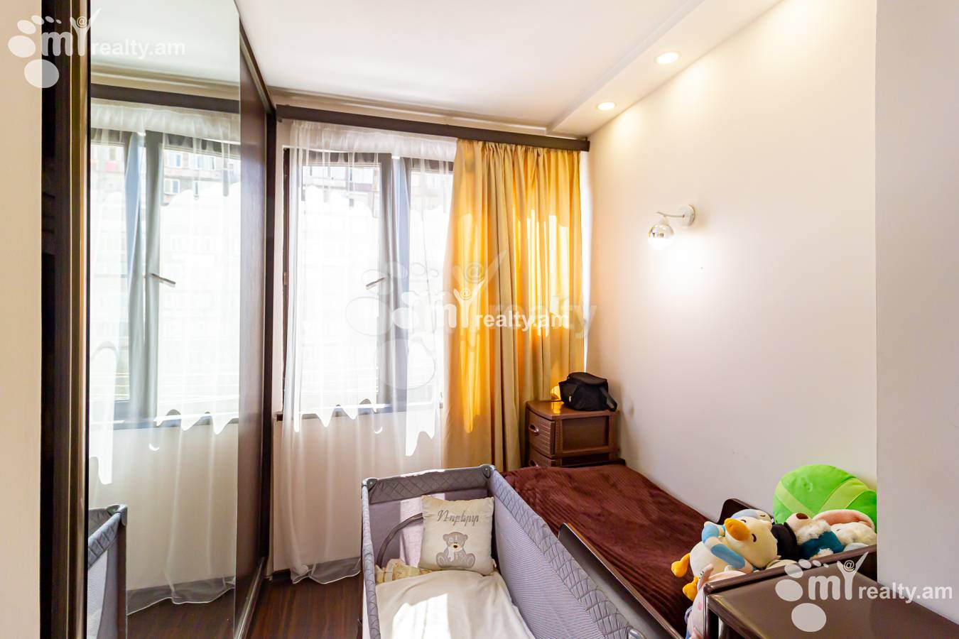 2 bedroom apartment for sale خیابان واهر. پاپازیان, عربگیر ایروان, 151424