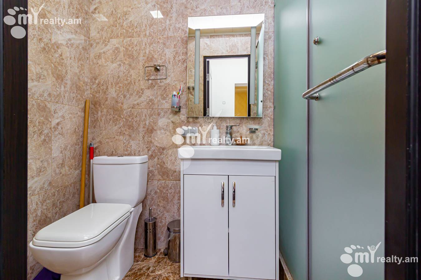 2 bedroom apartment for sale خیابان واهر. پاپازیان, عربگیر ایروان, 151424