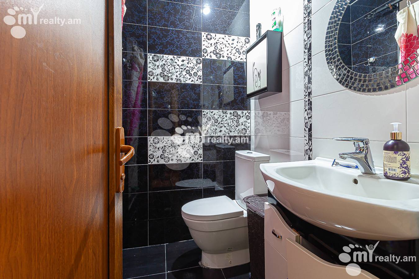 3 bedroom apartment for sale Mamikoniants St, Arabkir Yerevan, 152297