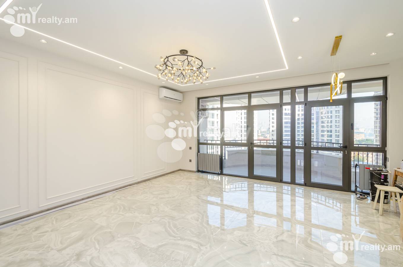 4 bedroom apartment for sale Arshakunyats Ave, Center Yerevan, 153657