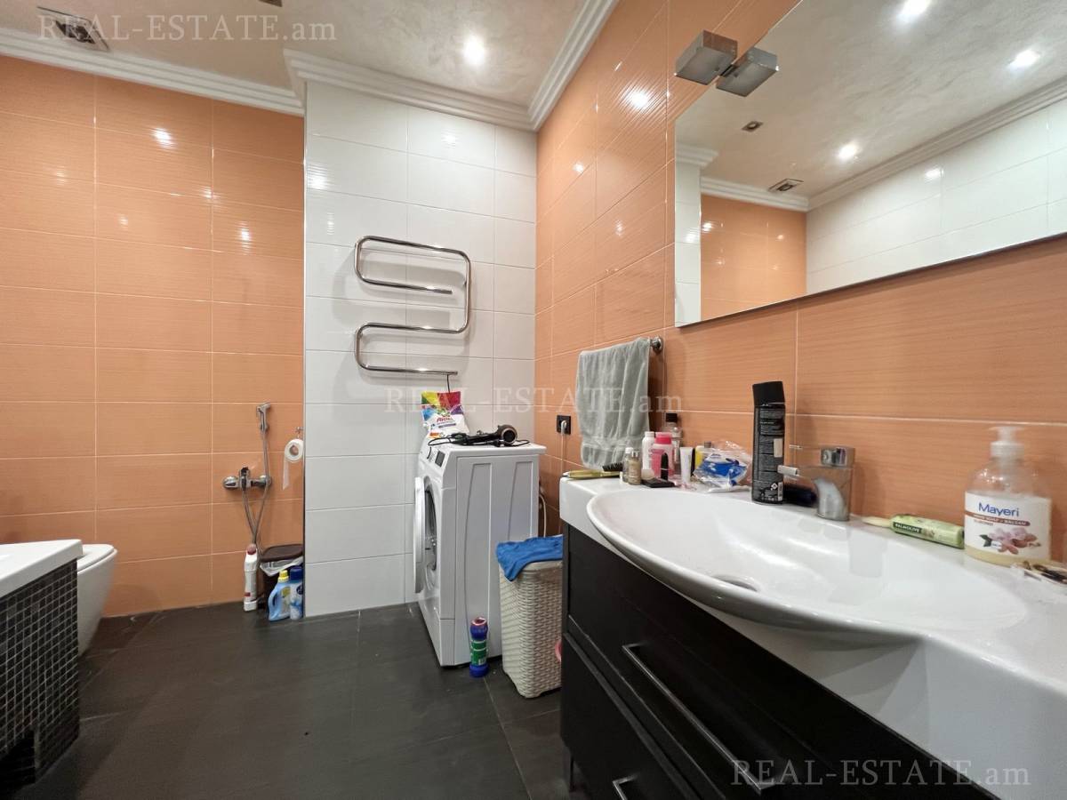 3 bedroom apartment for rent Northern(Hyusisayin)  Ave, Center Yerevan, 128767