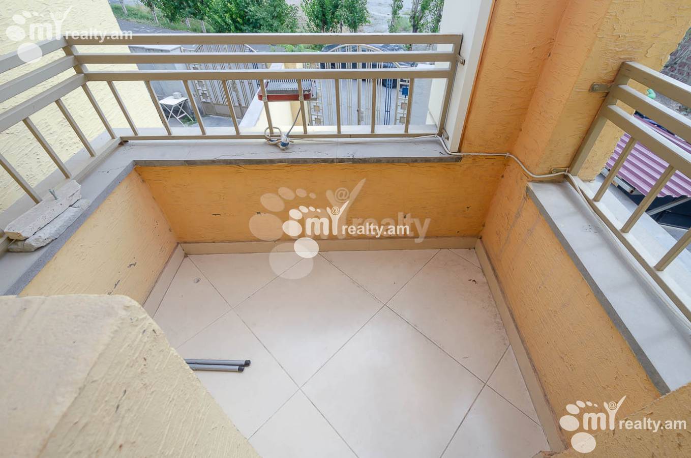 House for sale G 1 dis., Ajapnyak Yerevan, 143604