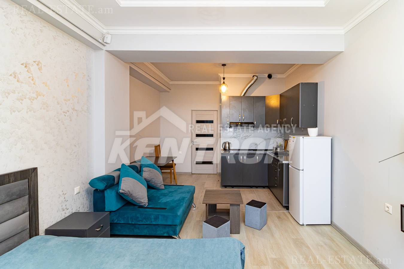 Купить 1 комнатную квартиру Аргишти ул, Центр Ереван, 136586