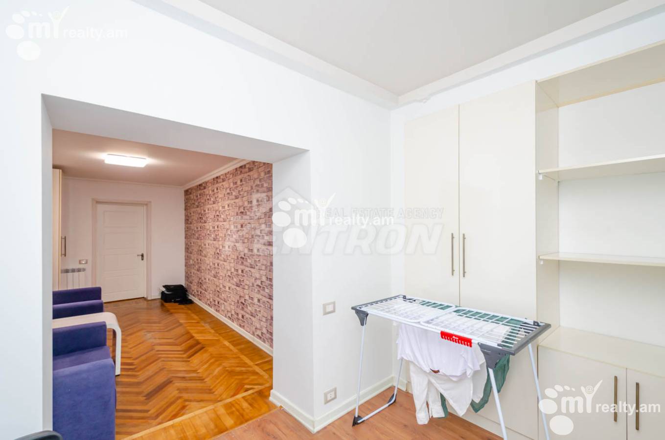 3 սենյականոց բնակարան վարձով Աբովյան փող, Կենտրոն Երևան, 139498