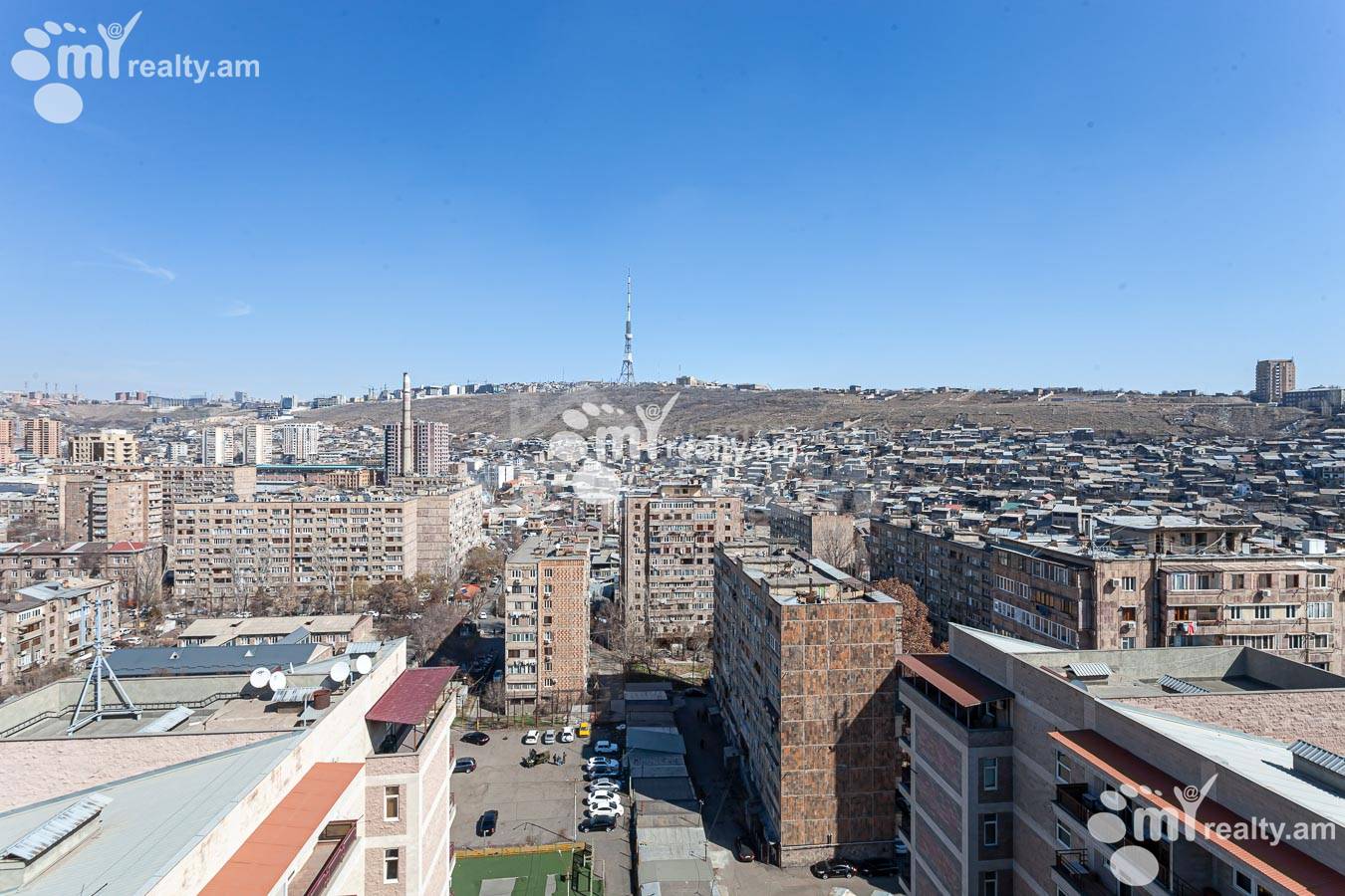 3 սենյականոց բնակարան  Ռոստոմի փող, Կենտրոն Երևան, 154973