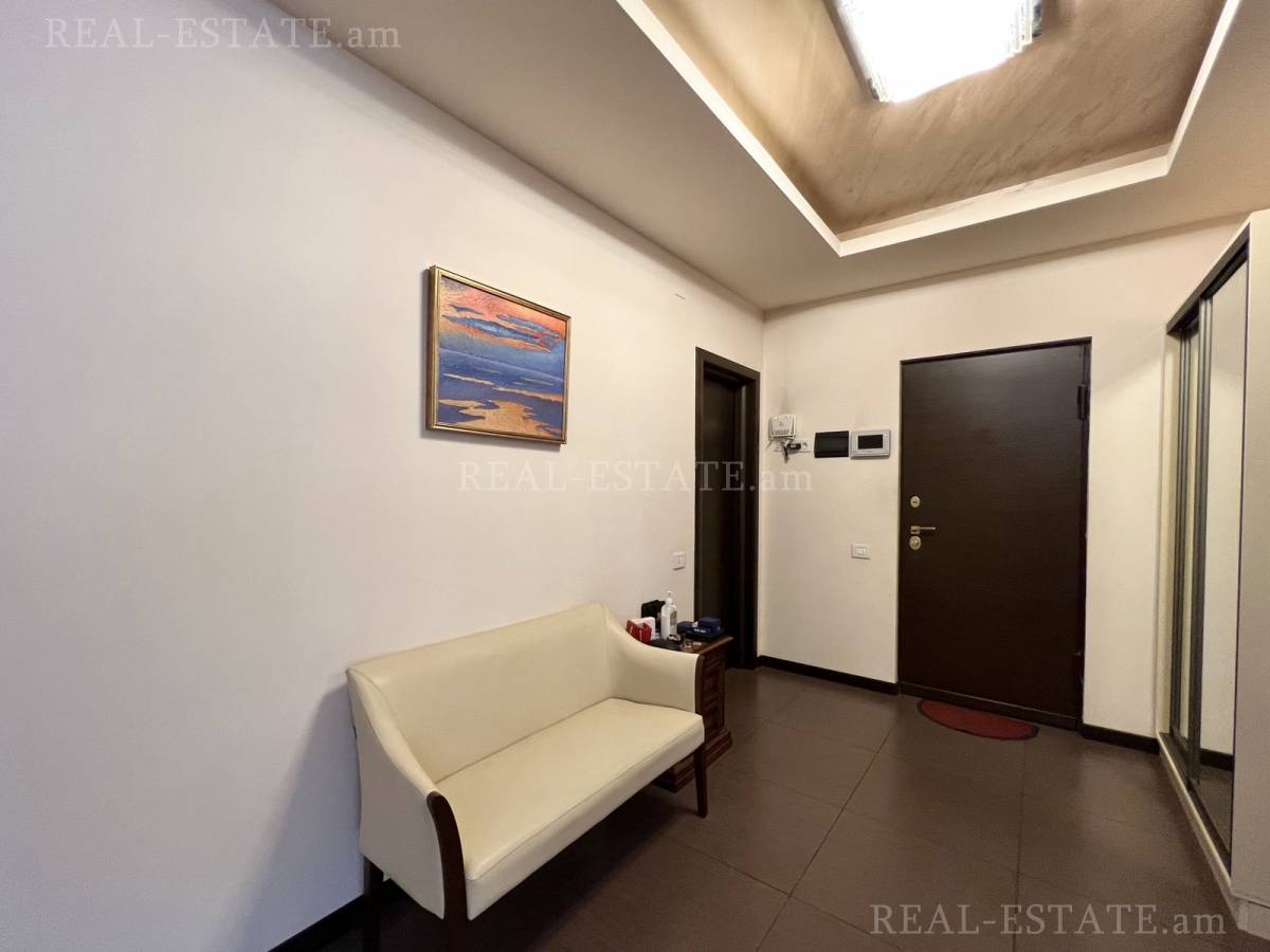 3 bedroom apartment for rent Northern(Hyusisayin)  Ave, Center Yerevan, 128767