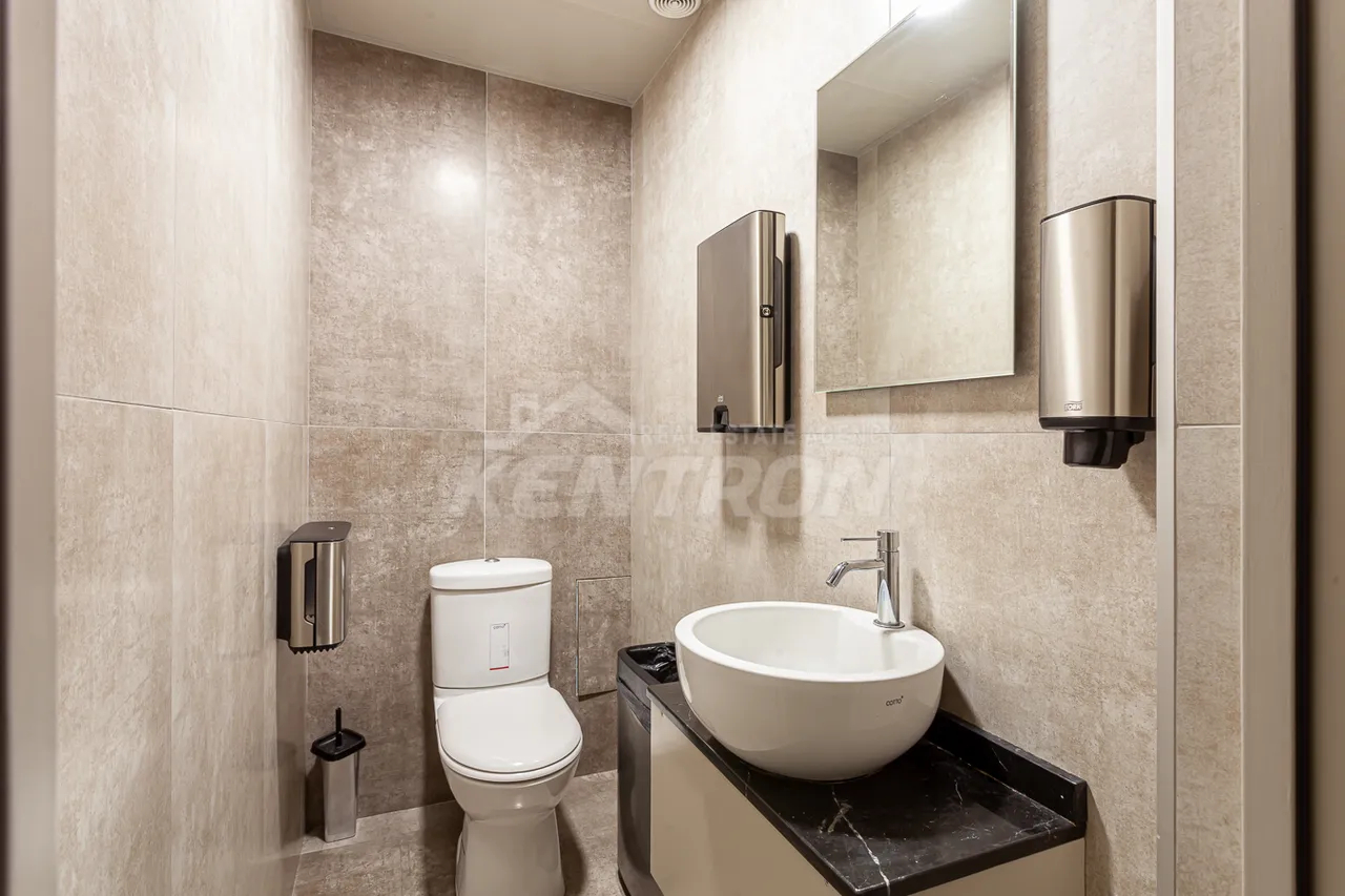 Commercial for sale خیابان چارِنتس, مرکز شهر ایروان, 157293