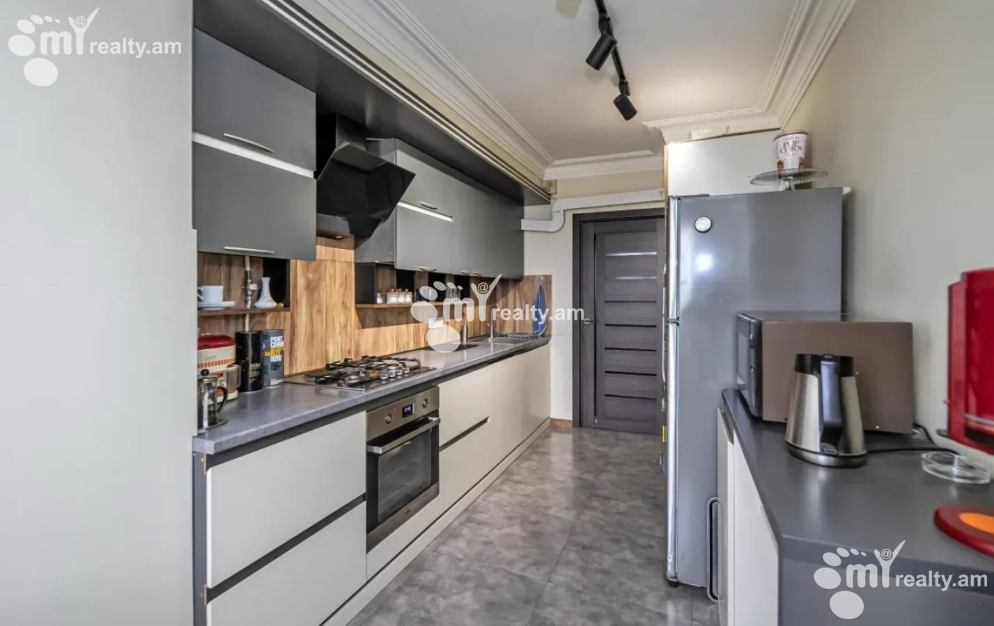 3 bedroom apartment for sale Charents St, Center Yerevan, 156486