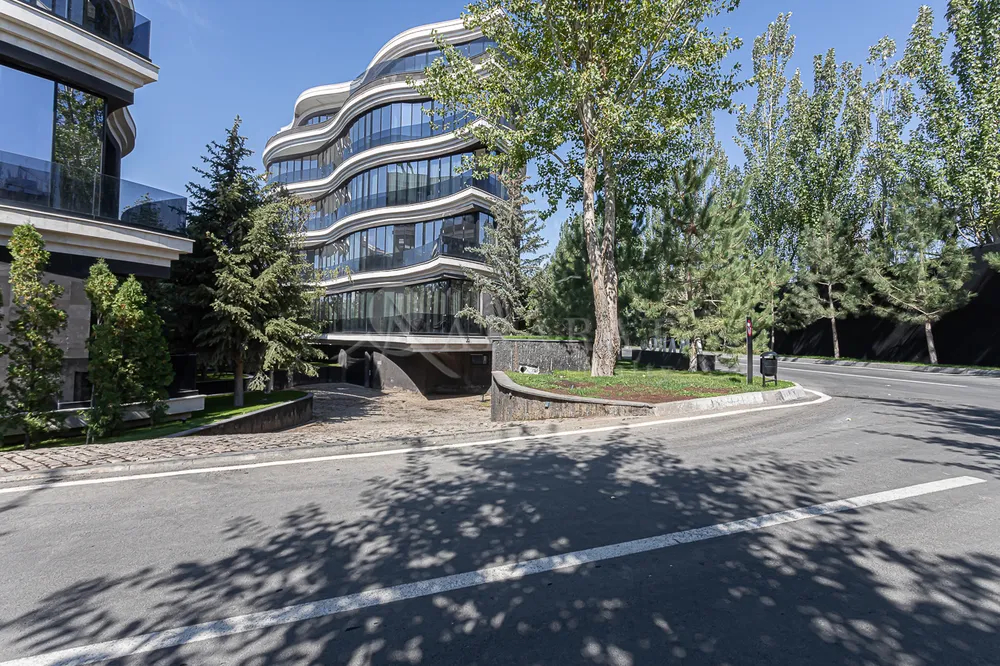 2-senyakanoc-bnakaran-vacharq-Yerevan-Nork-Marash