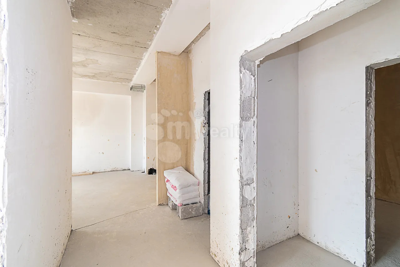 4 սենյականոց բնակարան  Անտառային փող, Կենտրոն Երևան, 158678