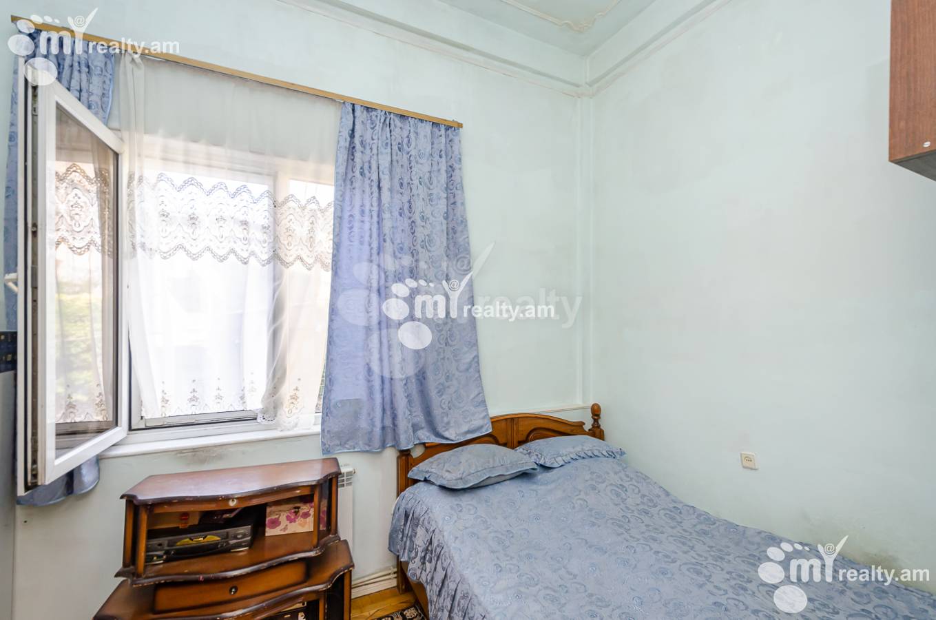 3 սենյականոց բնակարան  Չարենցի փող, Կենտրոն Երևան, 152402