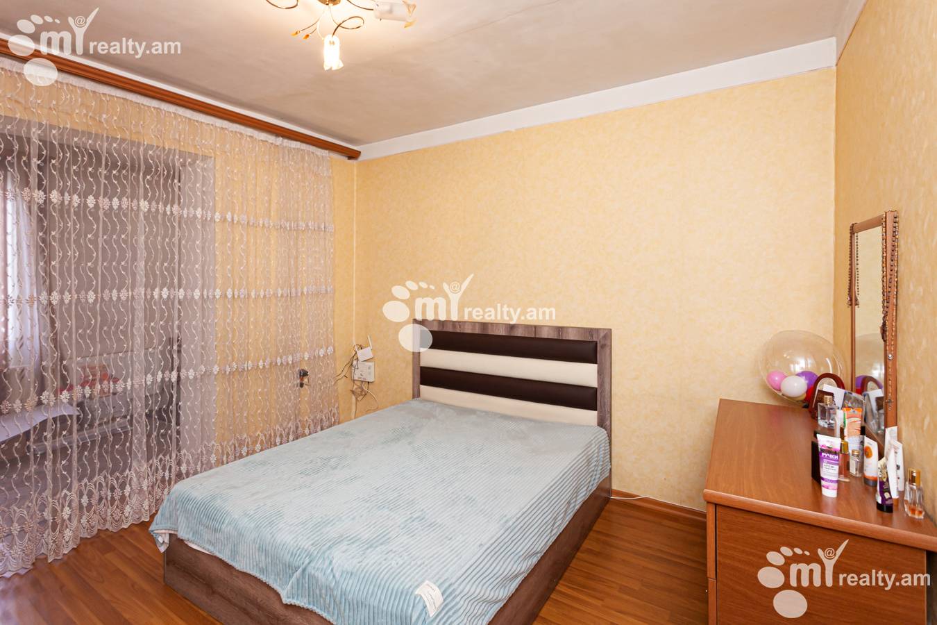 4 bedroom apartment for sale Kajaznuni St, Center Yerevan, 143099