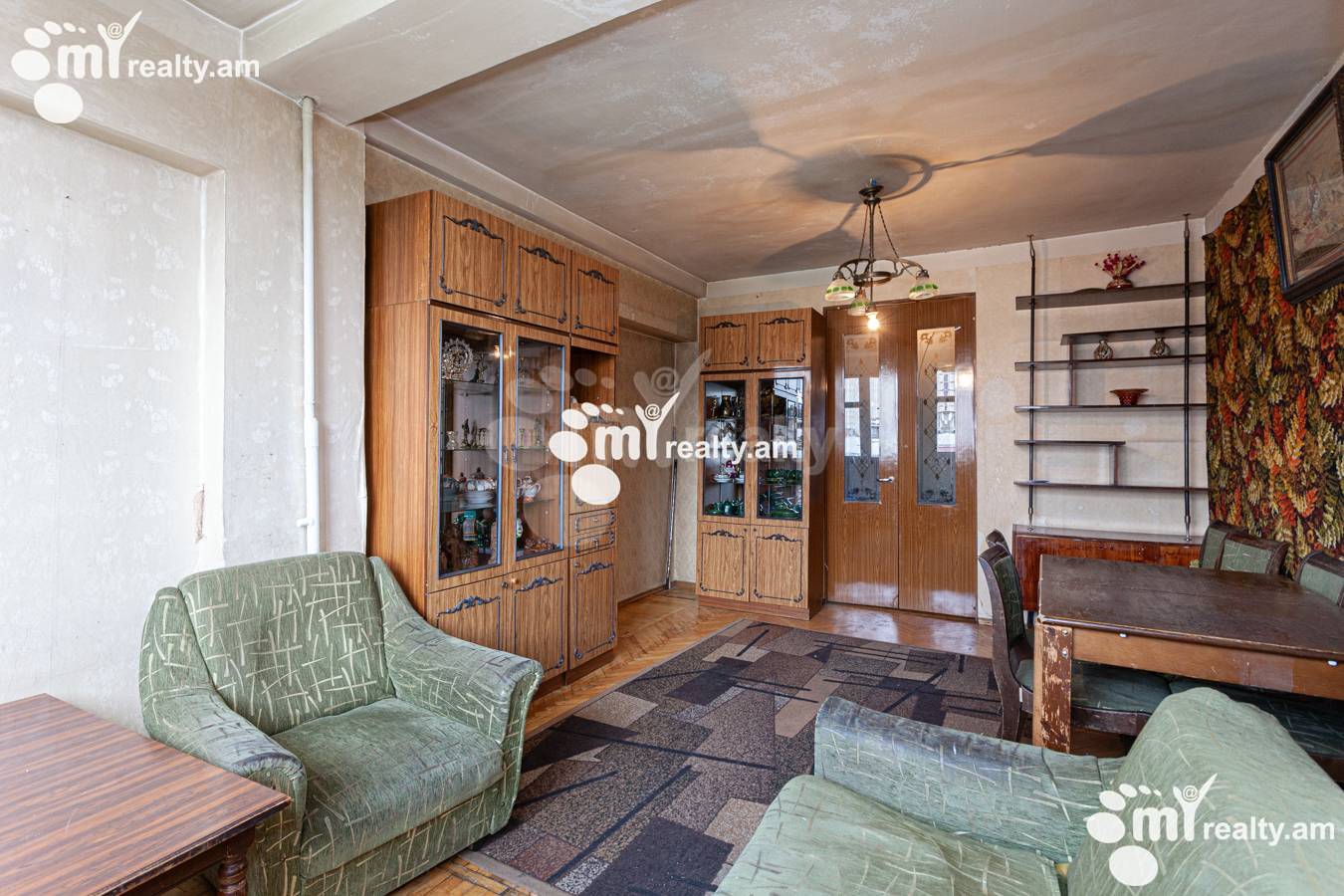 Купить 3 комнатную квартиру Сарян ул, Центр Ереван, 141041