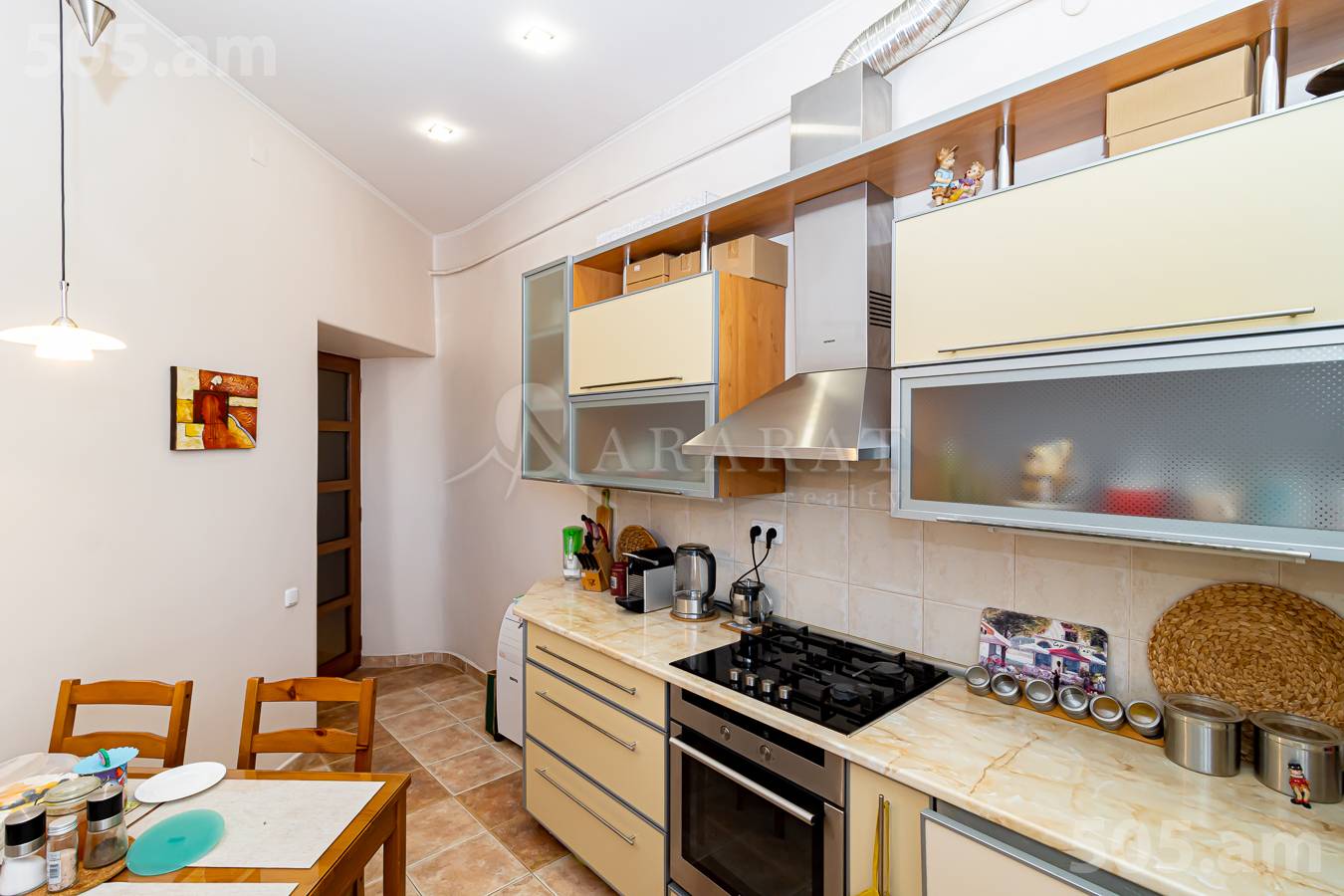 2 bedroom apartment for sale خیابان کومیتاس, عربگیر ایروان, 154748