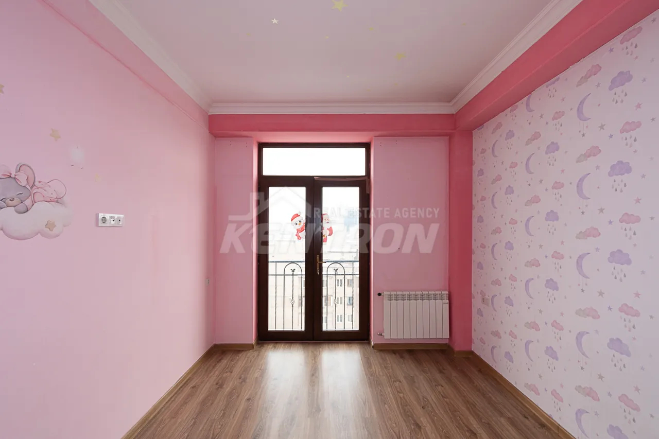 4 bedroom apartment for sale Sasna Тsrer St, Davtachène Yerevan, 159006