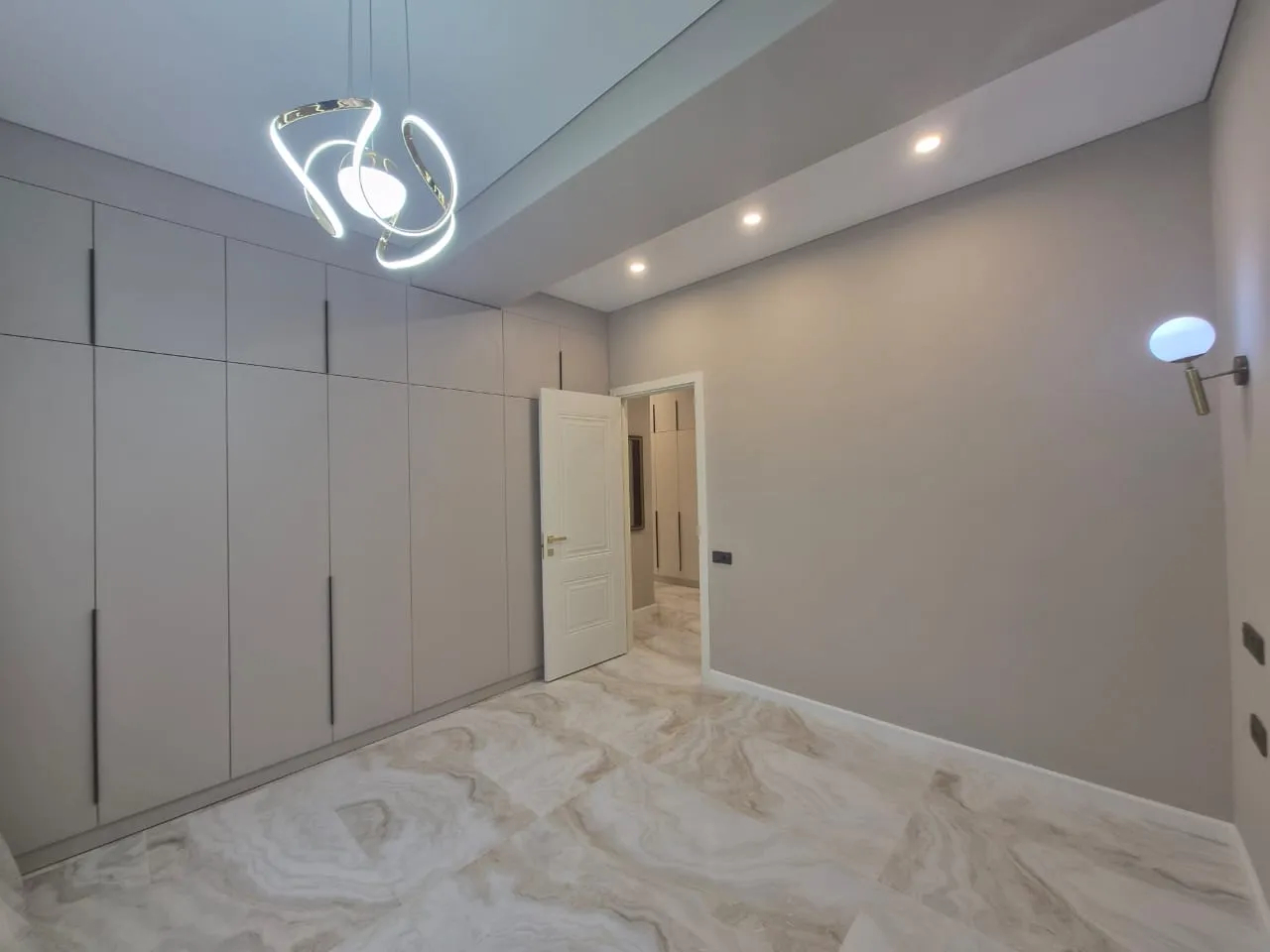 2 bedroom apartment for sale خیابان آرشاکونیاک, مرکز شهر ایروان, 158604