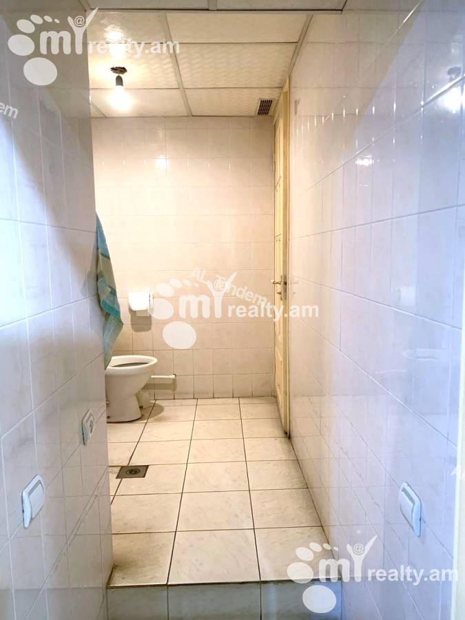 Կոմերցիոն տարածք  Ղազար Փարպեցու փող, Կենտրոն Երևան, 147137